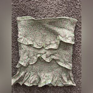 70 21
Floral Shirred Ruffle Miniskirt